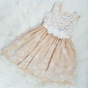 NWT Sweet Heart Rose Peach & White Dress Sz.5